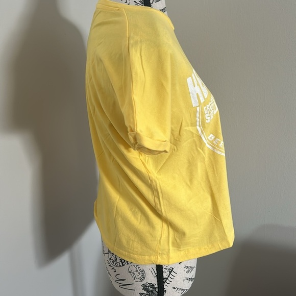 Luxe Yellow Vintage Inspired Graphic Short Sleeve Tee - Picture 11 of 12